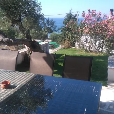 ניקיטי Maisonette Close To The Beach מראה חיצוני תמונה