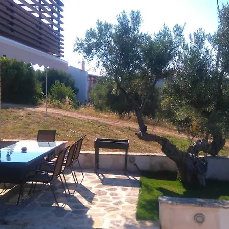 ניקיטי Maisonette Close To The Beach מראה חיצוני תמונה
