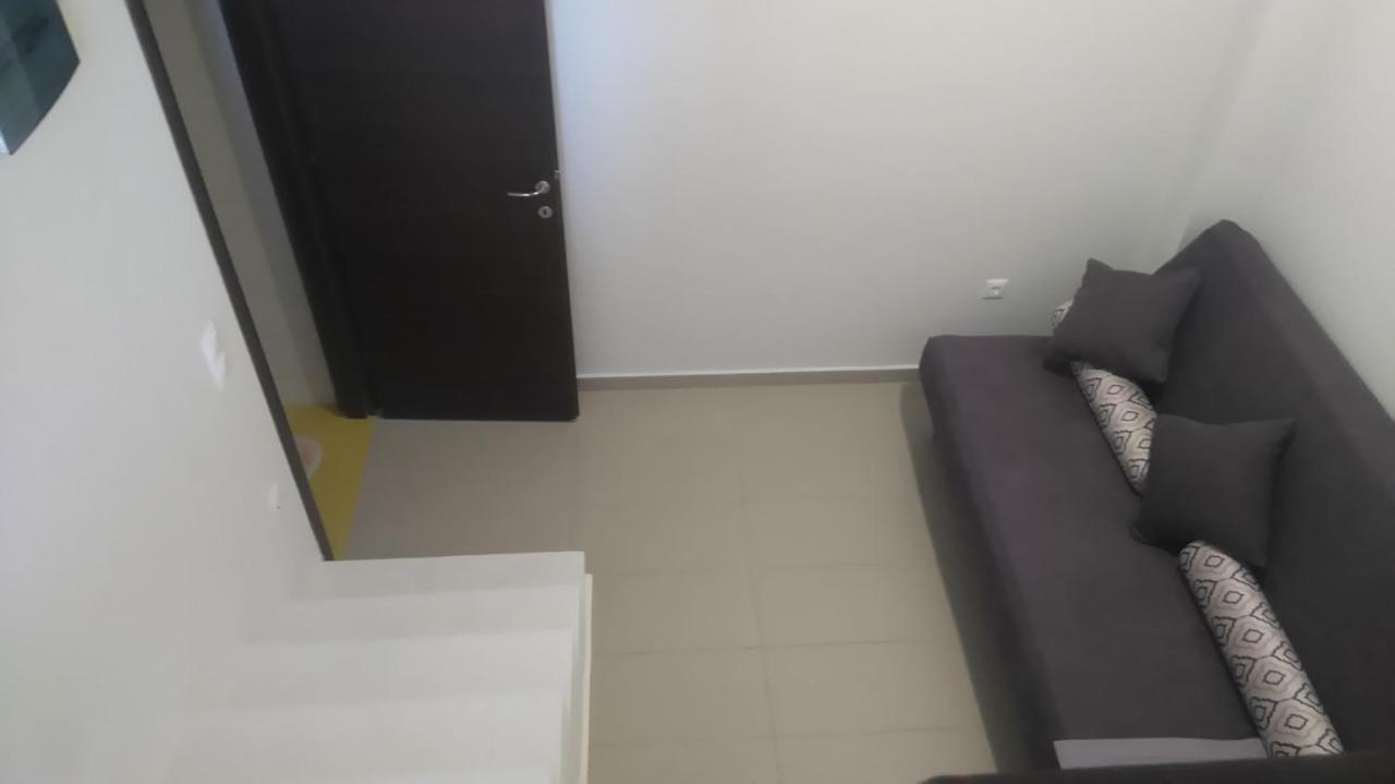 Maisonette Close To The * ניקיטי
